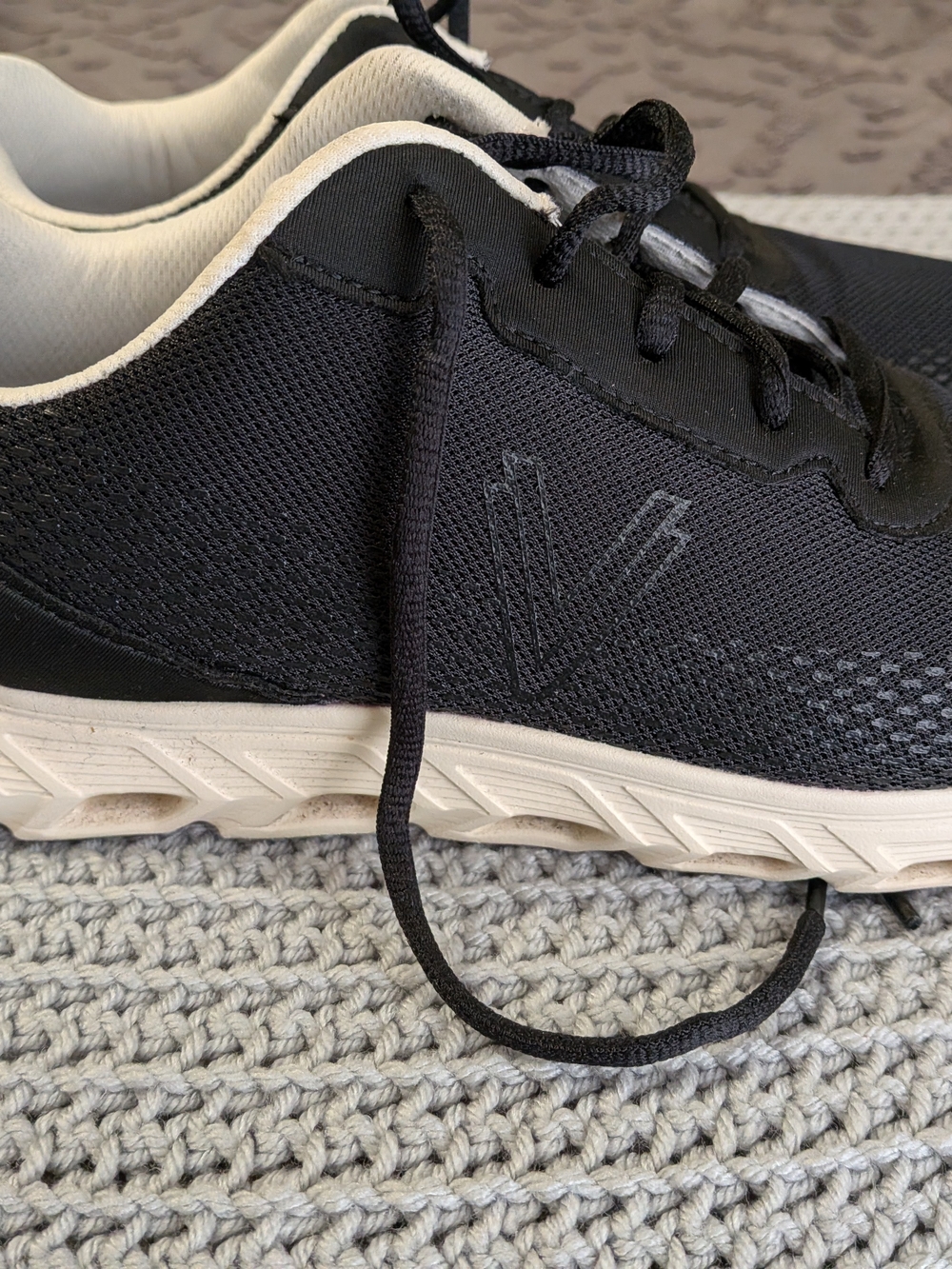 Vionic Women's Black Athletic Sneakers with White Sole